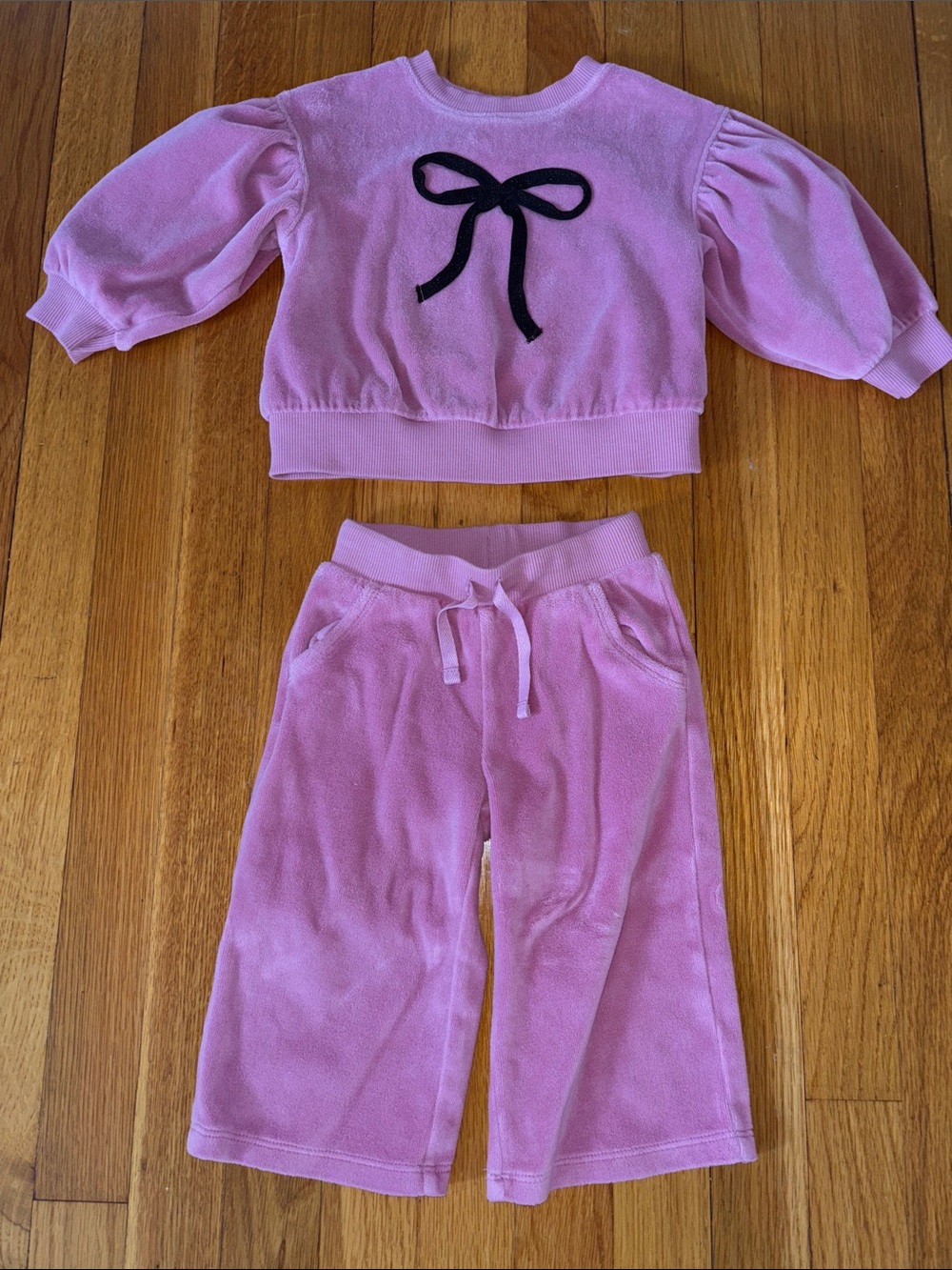 Cat & Jack Velour Bow Matching Set 18 months